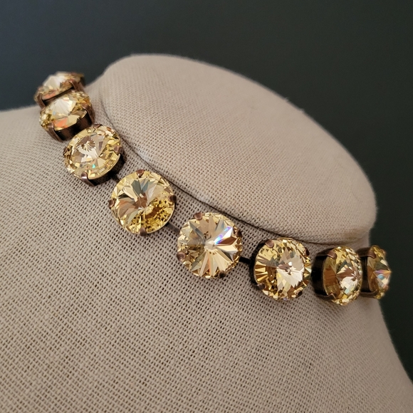 Austrian Crystal Bracelet in Antique Copper - Picture 5 of 9